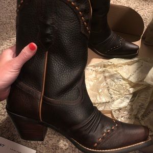 Ariat size 6.5 women’s boots